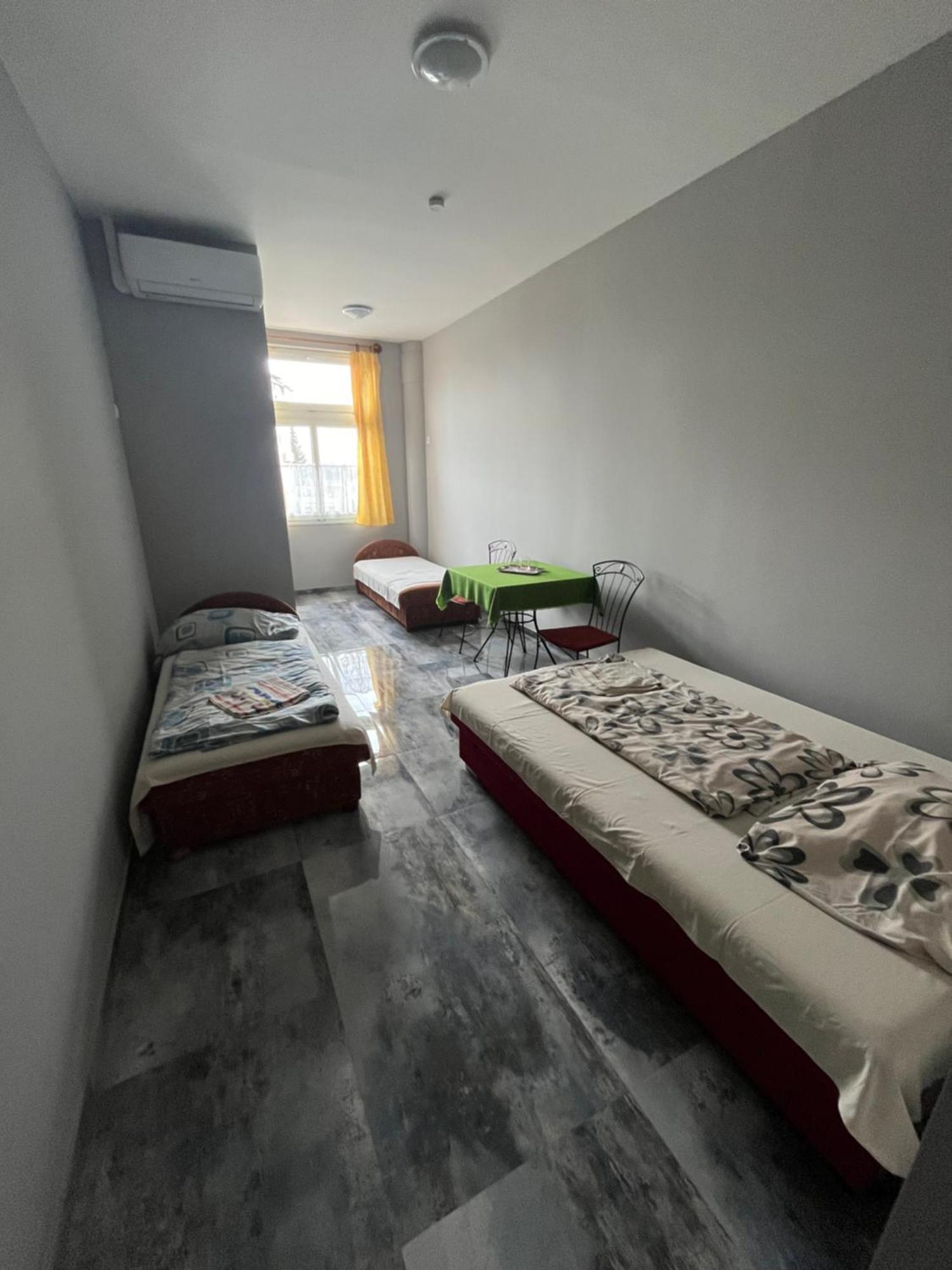 Lilla Motel 海杰什丘 外观 照片